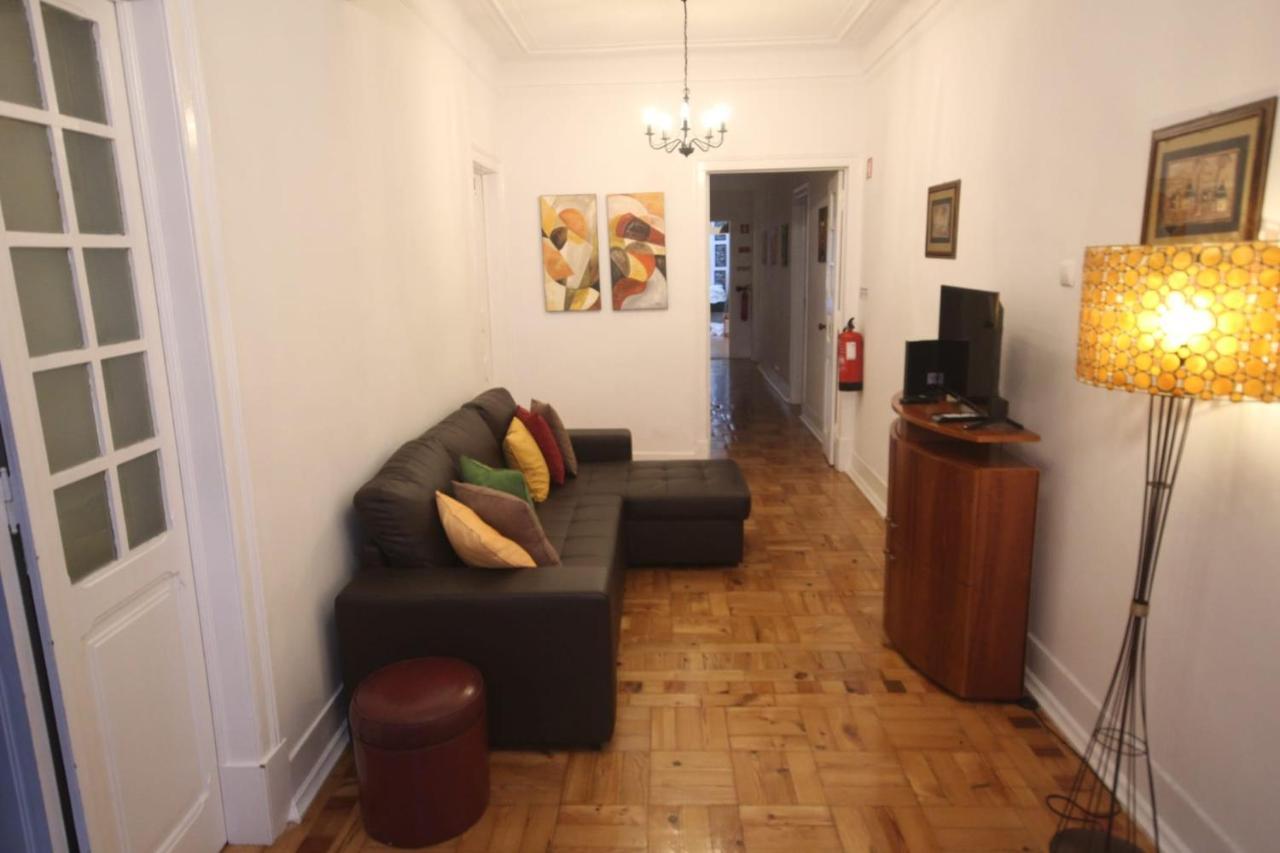 Antique M1 R1 - Amazing Double Room With Shared Bathroom In Marques Pombal Lisboa Dış mekan fotoğraf