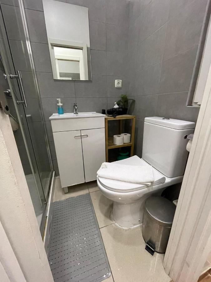 Antique M1 R1 - Amazing Double Room With Shared Bathroom In Marques Pombal Lisboa Dış mekan fotoğraf